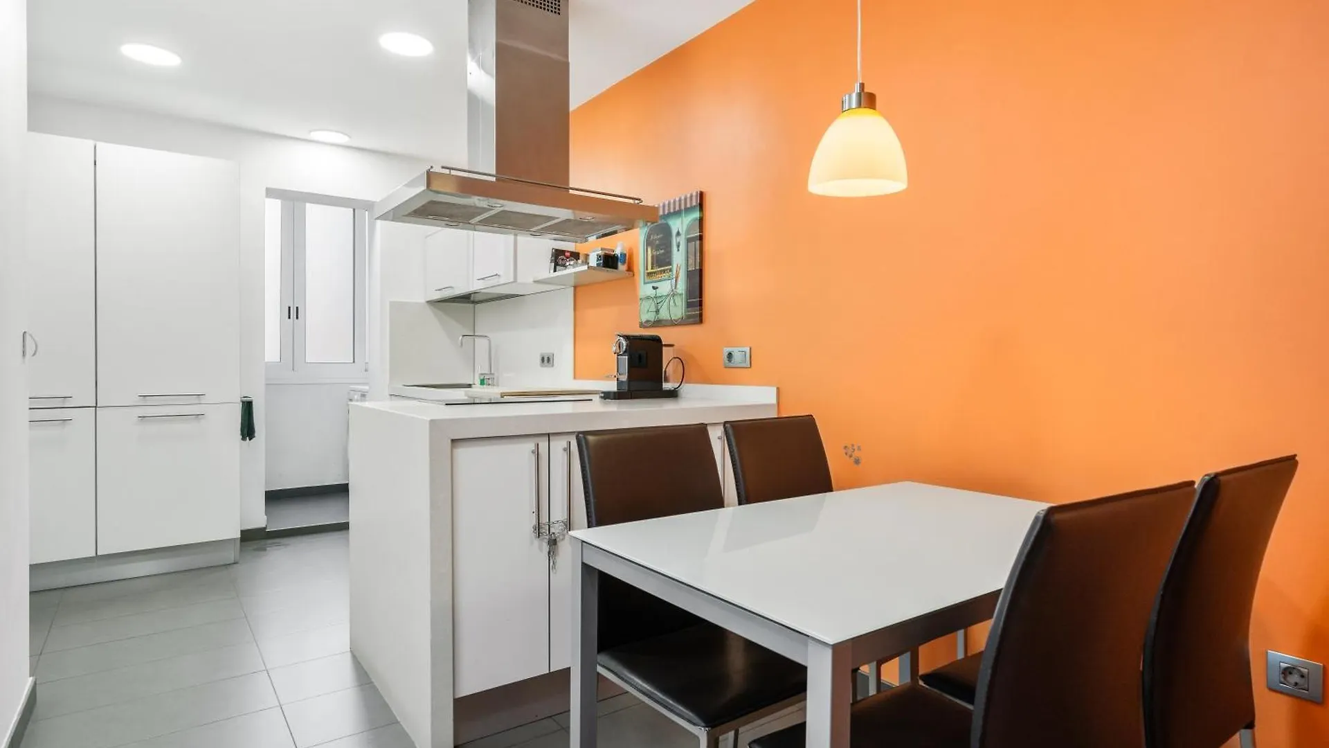 For Couples, Families And Groups, Barcelona Center Apartment 0*,  Spain